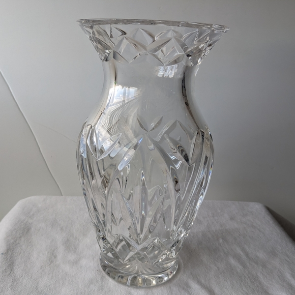 Vintage Waterford Crystal Vase - Picture 10 of 11